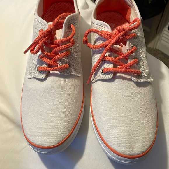 Woman’s Sneakers - Picture 1 of 3